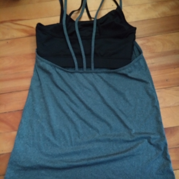 Camisole de sport et bra intégrées, XS, gris - Picture 2 of 2